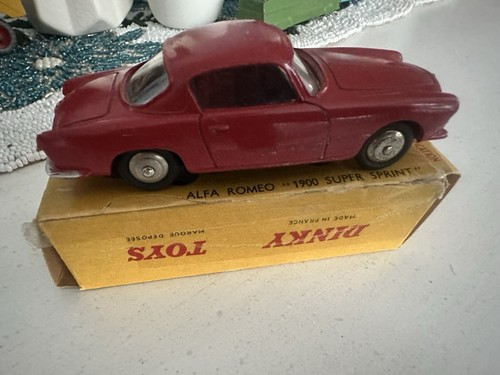 Mint diecast 24j alfa - mint,